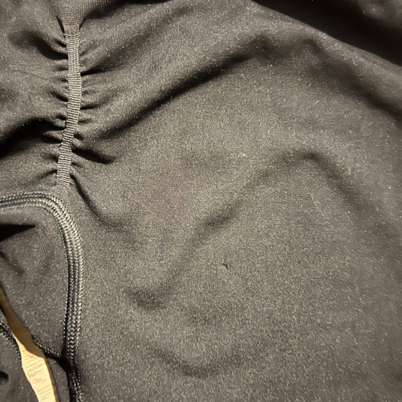 ALPHALETE - Amplify Leggings *damaged* (Black - S) - Picture 3 of 7